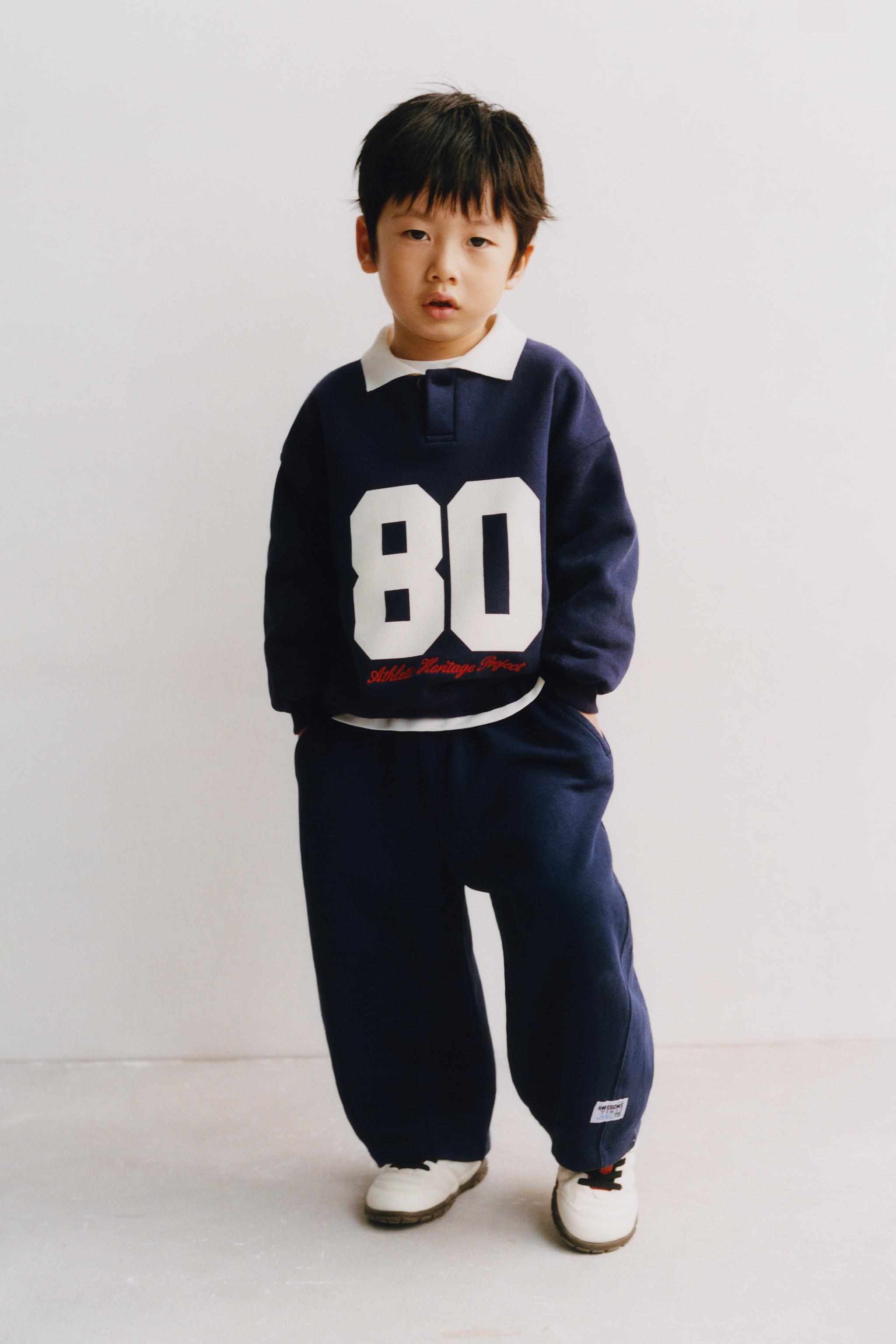 NUMBER PRINT POLO SWEATSHIRT